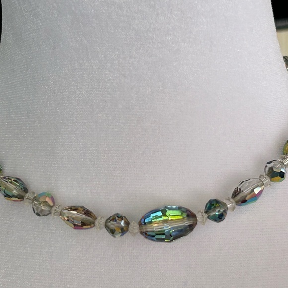 Gorgeous Vintage Smoked Heliotrope Crystal Necklace‎
